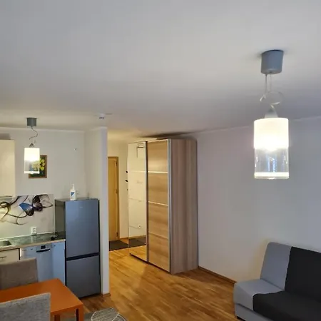 Spacious In Center